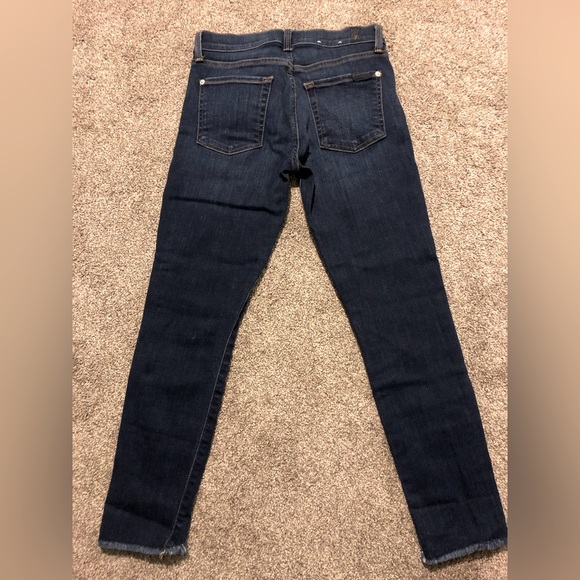 Like New! 7 FOR ALL MANKIND ankle skinny jeans - Picture 5 of 5